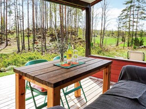 Classic House, 3 Bedrooms | Exterior - 5 Person Holiday Home in Mellosa (Flen)