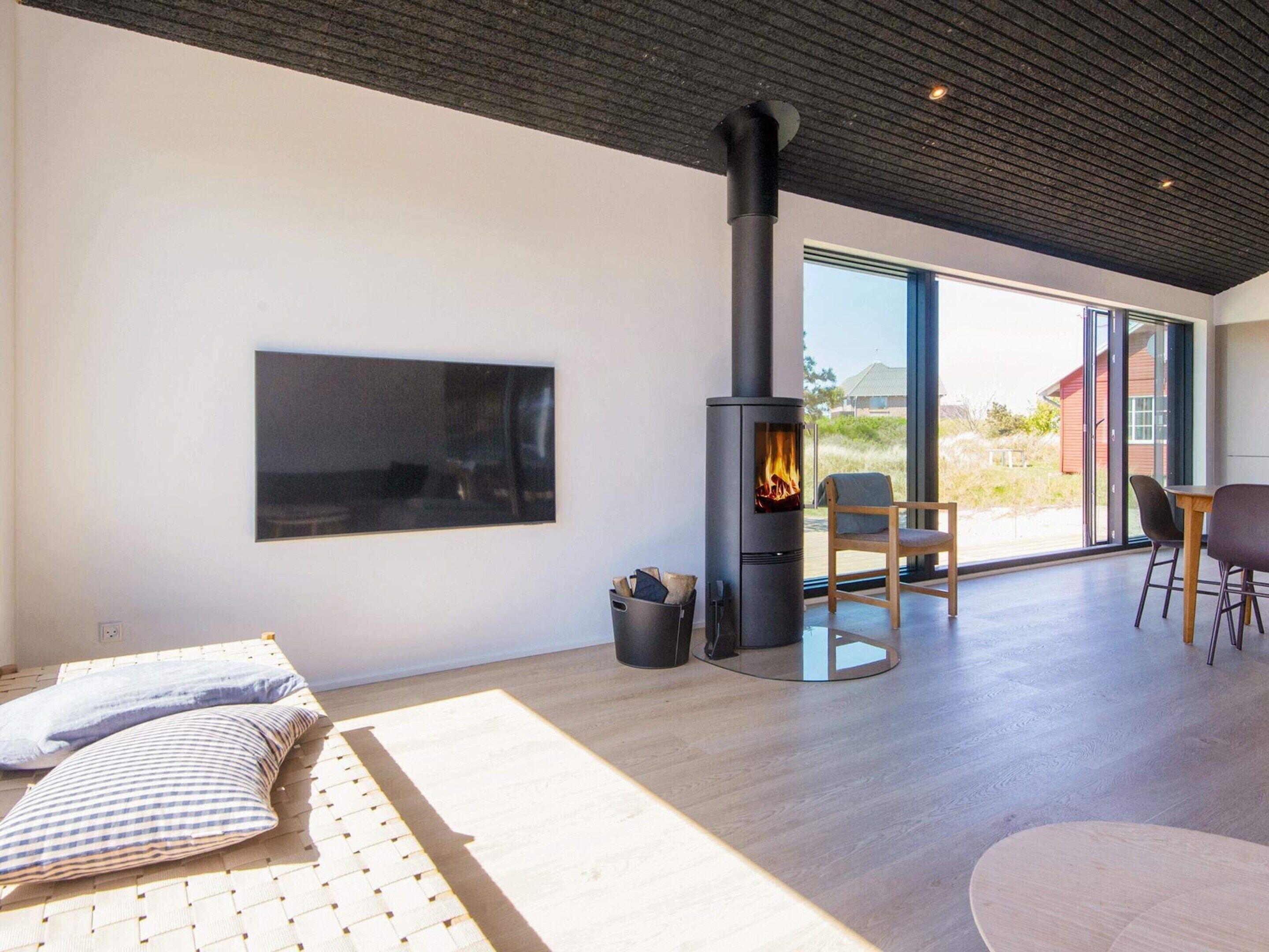 Classic House, 5 Bedrooms | Interior