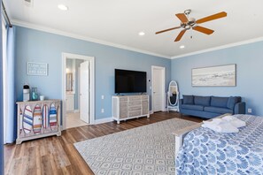 4 Schlafzimmer, Bügeleisen/Bügelbrett, kostenloses WLAN, Bettwäsche