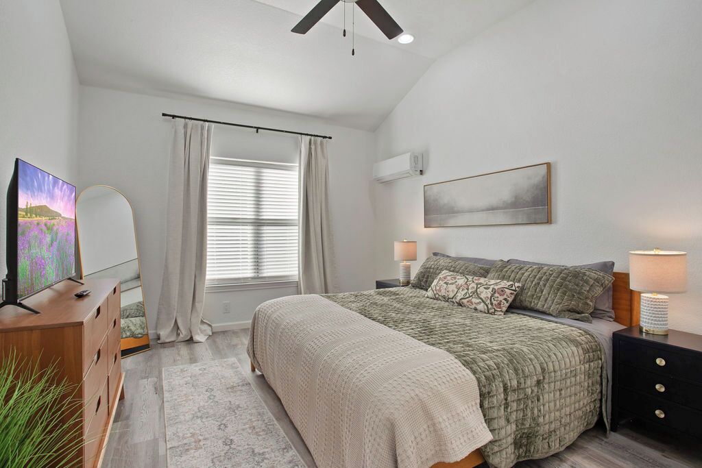 1 chambre, fer et planche à repasser, lit parapluie, Wi-Fi gratuit