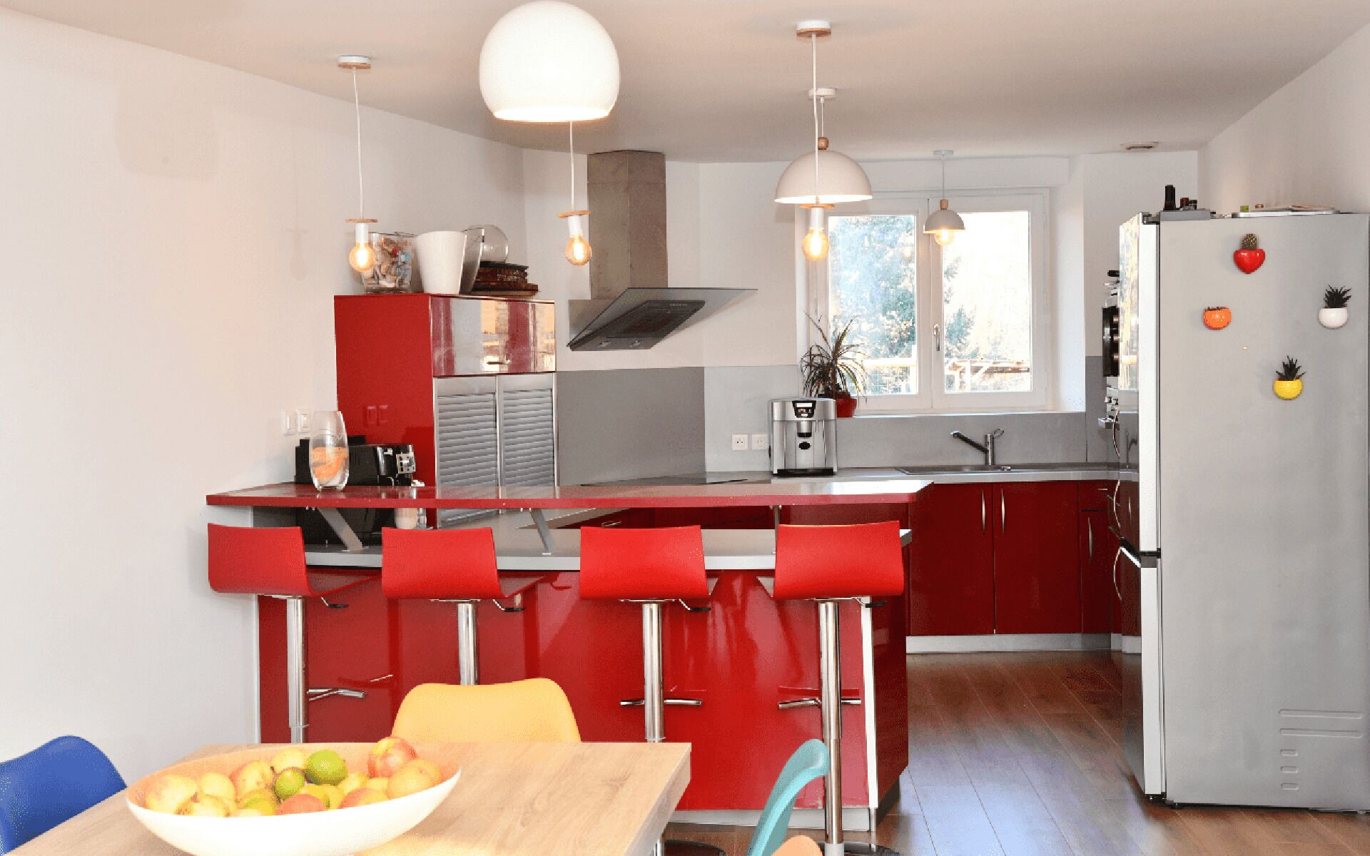 Réfrigérateur, micro-ondes, four, lave-vaisselle