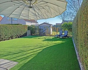 Garden - Cosy Bungalow Near the Beach (Breskens)