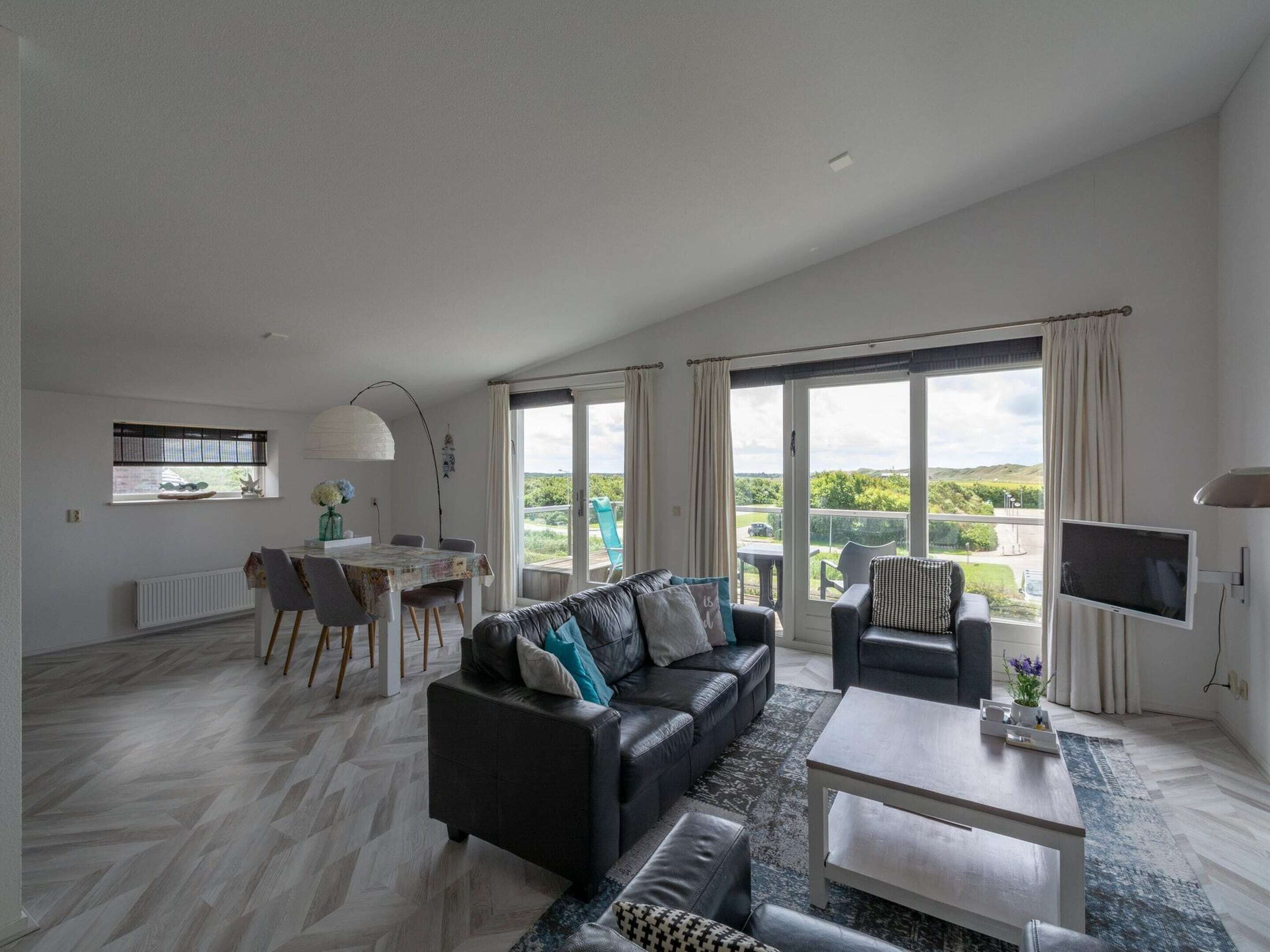 Classic-Apartment, 2 Schlafzimmer | Wohnzimmer