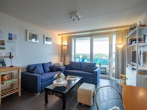 Apartamento clássico, 1 quarto | Sala de estar