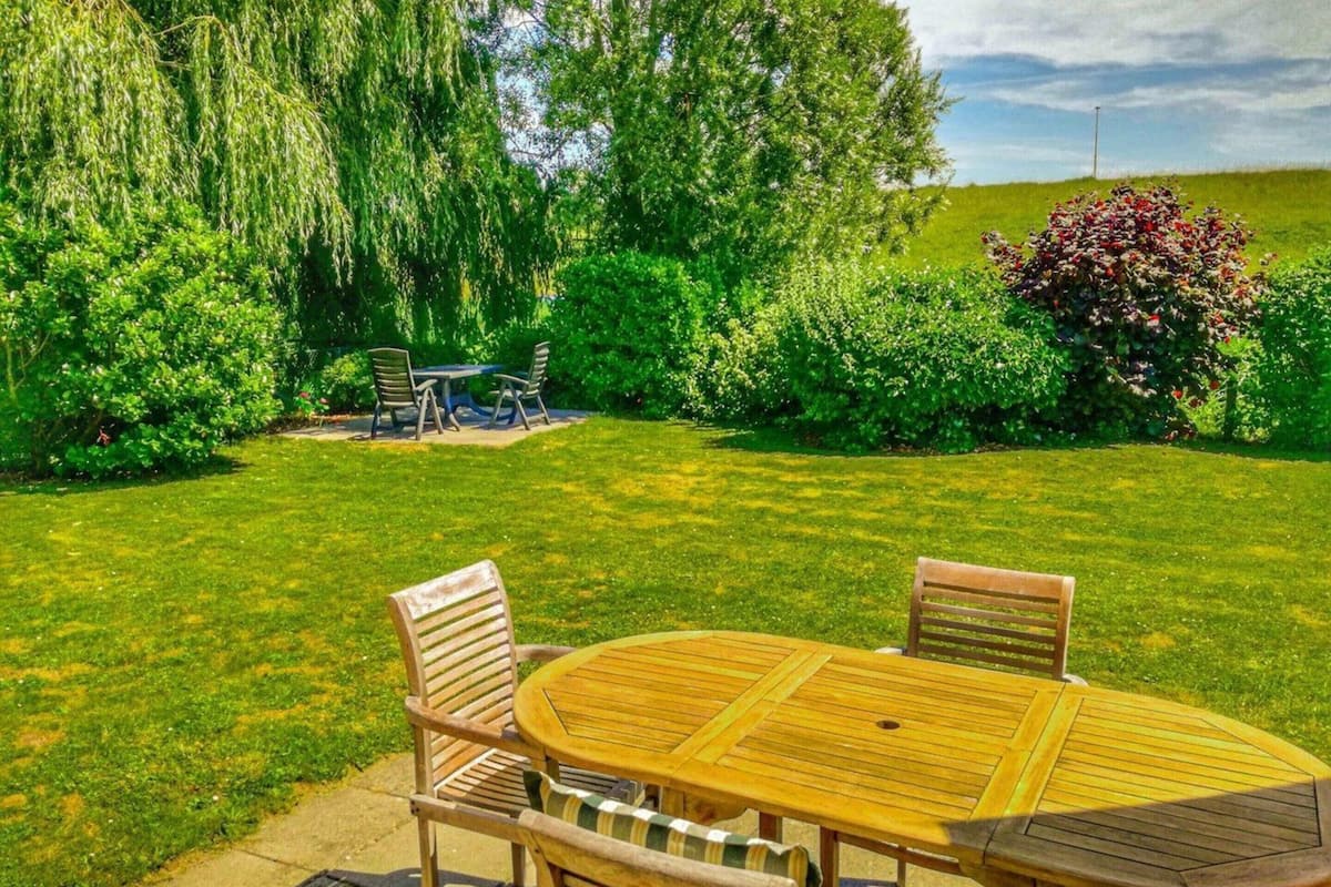 Classic House, 3 Bedrooms | Spa treatment