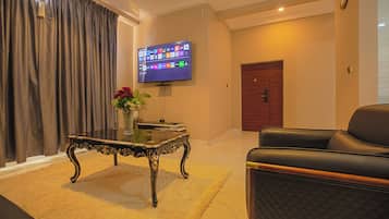 Luxury Apartment | Living area