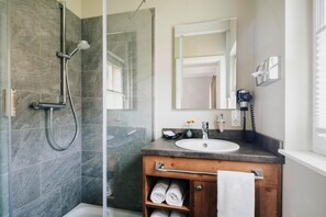 Shower, hair dryer - Cottages, Turf House (Clausthal-Zellerfeld)