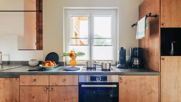 Rumah Klasik, 2 kamar tidur | Dapur pribadi | Lemari es, oven, mesin pencuci piring, dan mesin pembuat kopi/teh