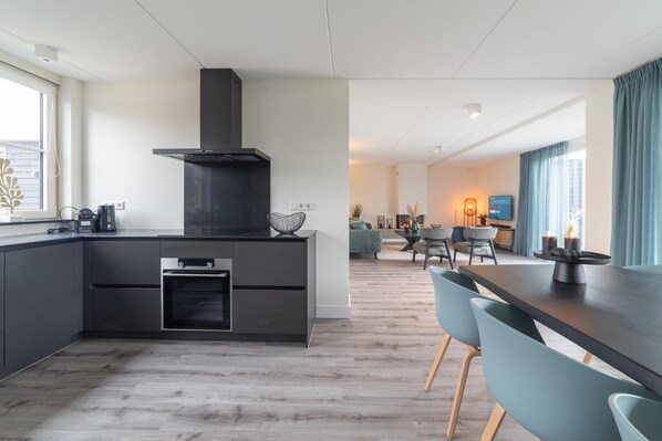 Romantic House, 3 Bedrooms | Dining - Holiday Home With Whirlpool and Sauna in a Quiet Area in Zeeland (Colijnsplaat)