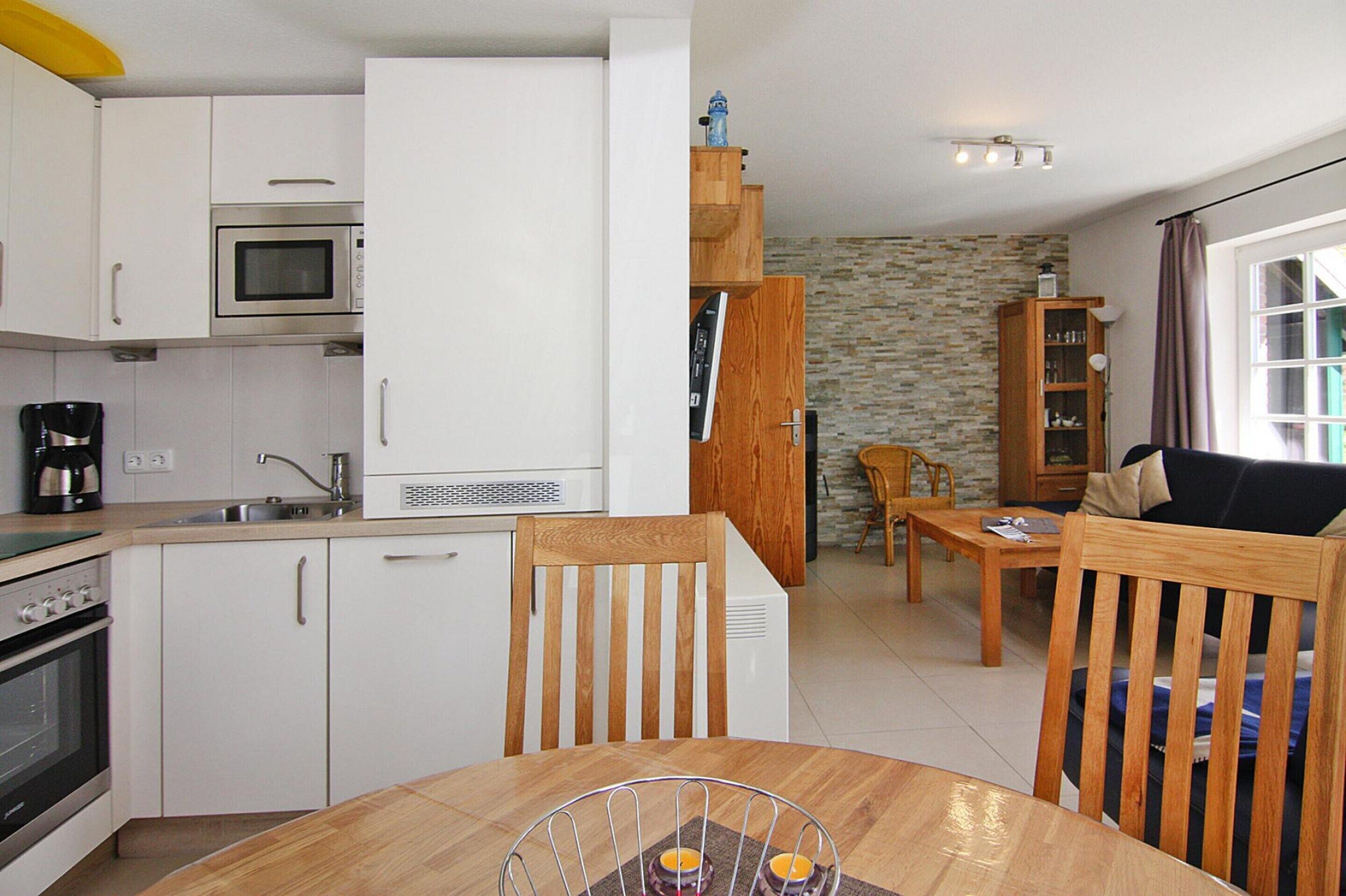 Căn hộ tiện nghi đơn giản, 3 phòng ngủ | Bếp riêng | Tủ lạnh, lò vi sóng, lò nướng, máy rửa bát 