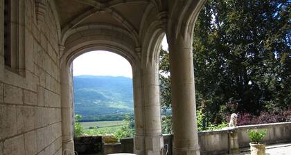 Charming Castle in Serrieres-en-chautagn With Pool
