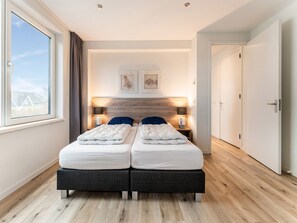 33 bedrooms, individually furnished, bed sheets - Serene Holiday Home in De Koog Texel With Sauna (De Koog)
