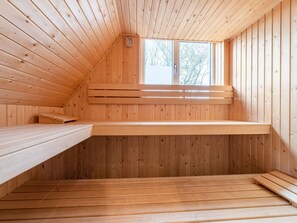 Spa treatment - Serene Holiday Home in De Koog Texel With Sauna (De Koog)