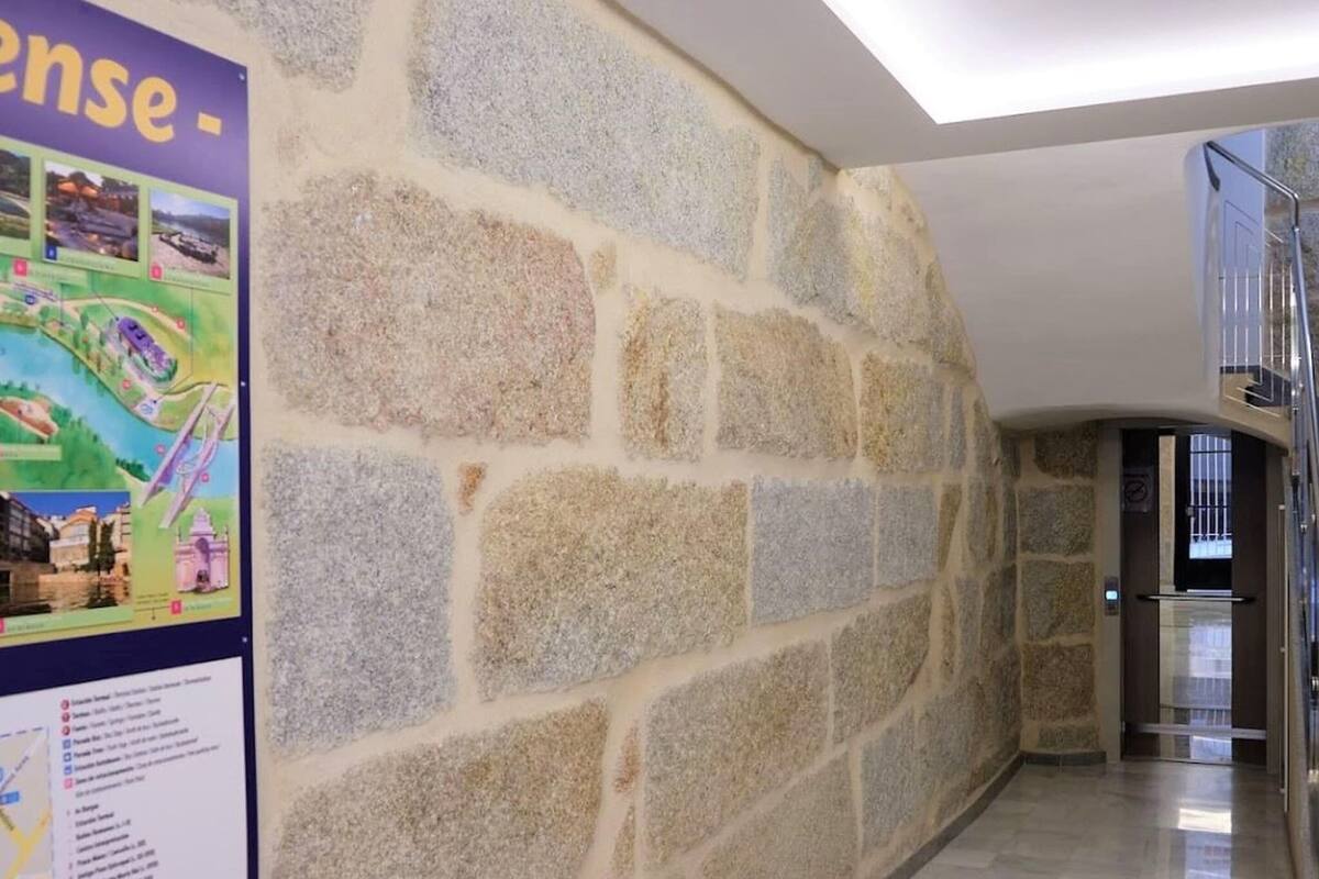 Romantic Apartment, 3 Bedrooms | Reception