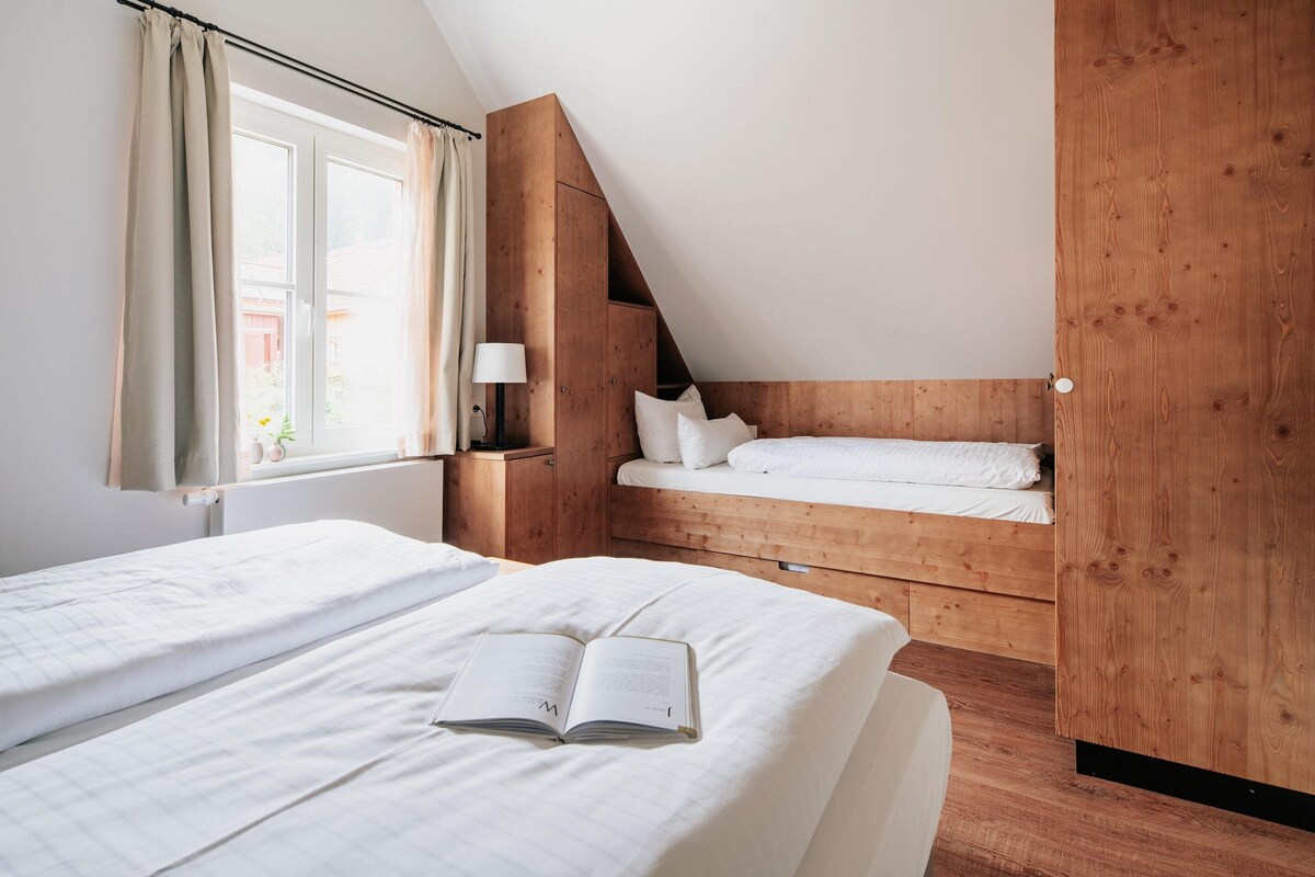 8 habitaciones y muebles diferentes 