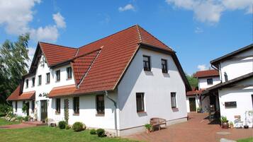 Elite Apartment, 2 Bedrooms | Exterior
