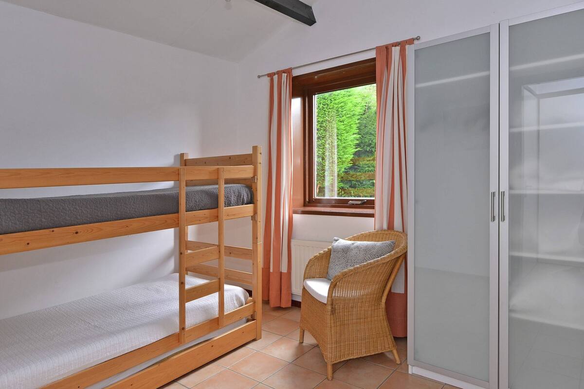 Classic House, 4 Bedrooms | 21 bedrooms, individually furnished