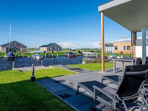 Maison luxueuse, 2 chambres | Balcon
