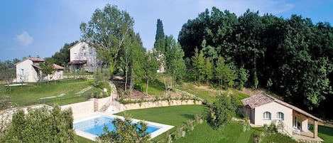 Deluxe Apartment, 3 Bedrooms | View from property