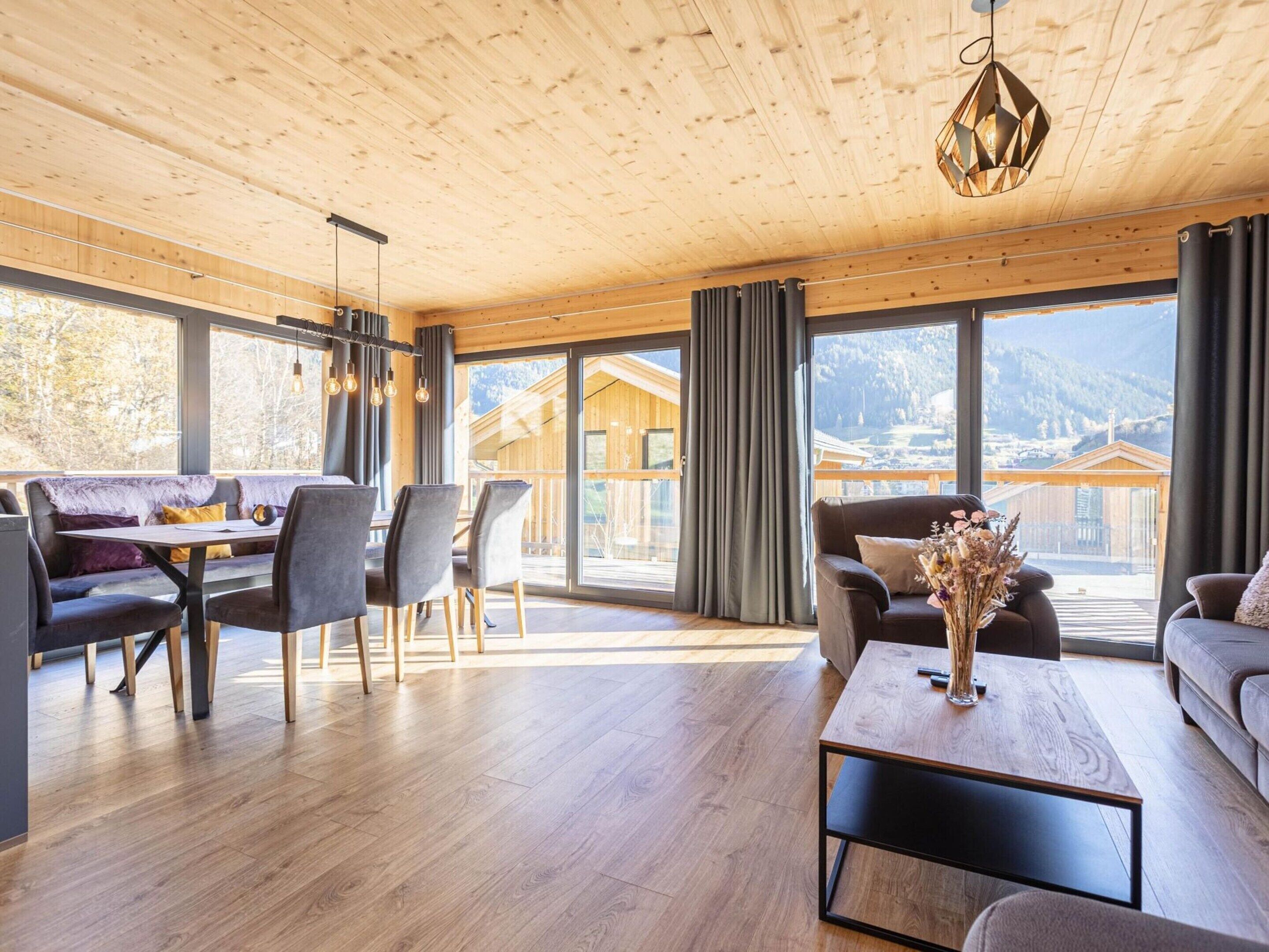 Classic-Chalet, 4 Schlafzimmer | Wohnzimmer