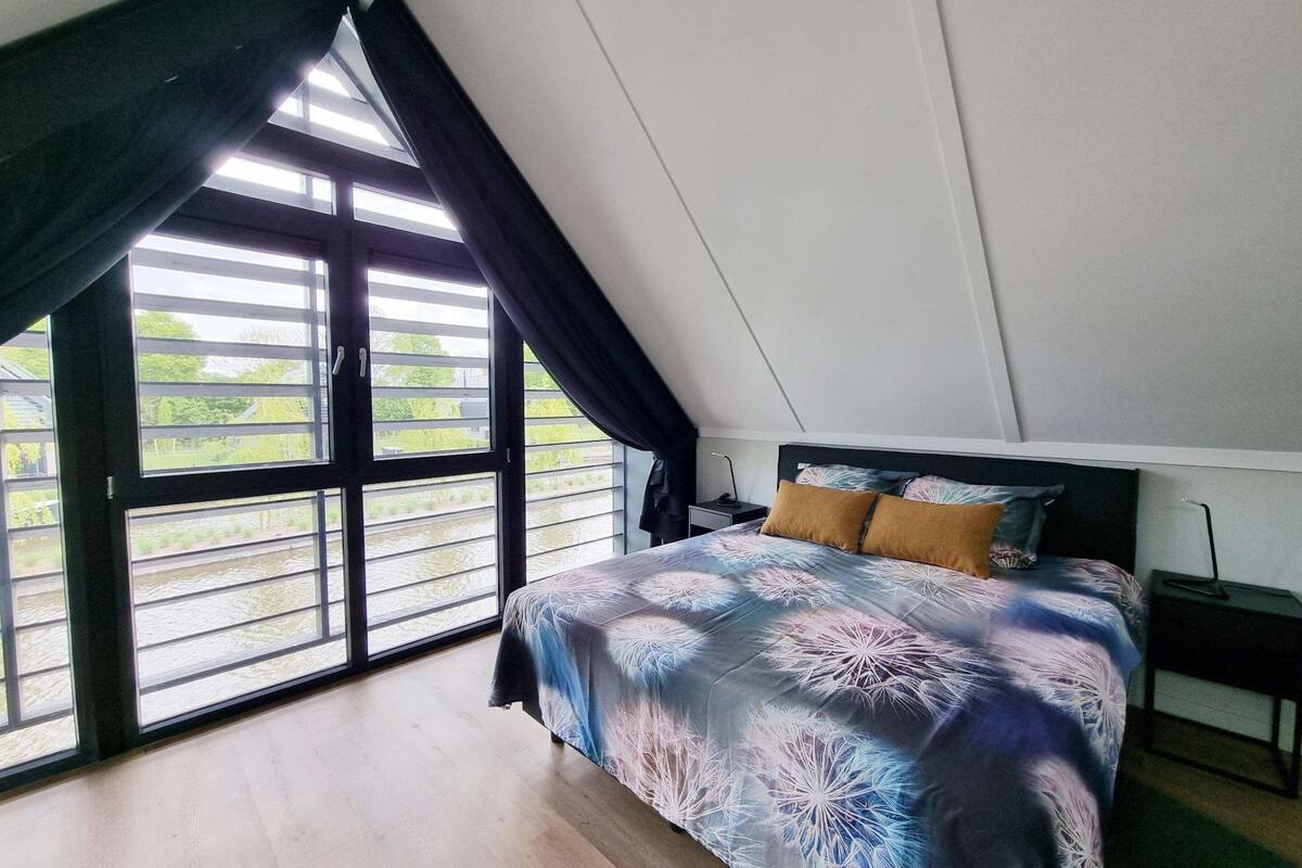 Casa Deluxe, 4 habitaciones | 4 habitaciones, muebles diferentes y ropa de cama