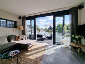 Classic House, 4 Bedrooms | Living room | Fireplace - Luxurious Detached Water Villa With Jetty (Balk)