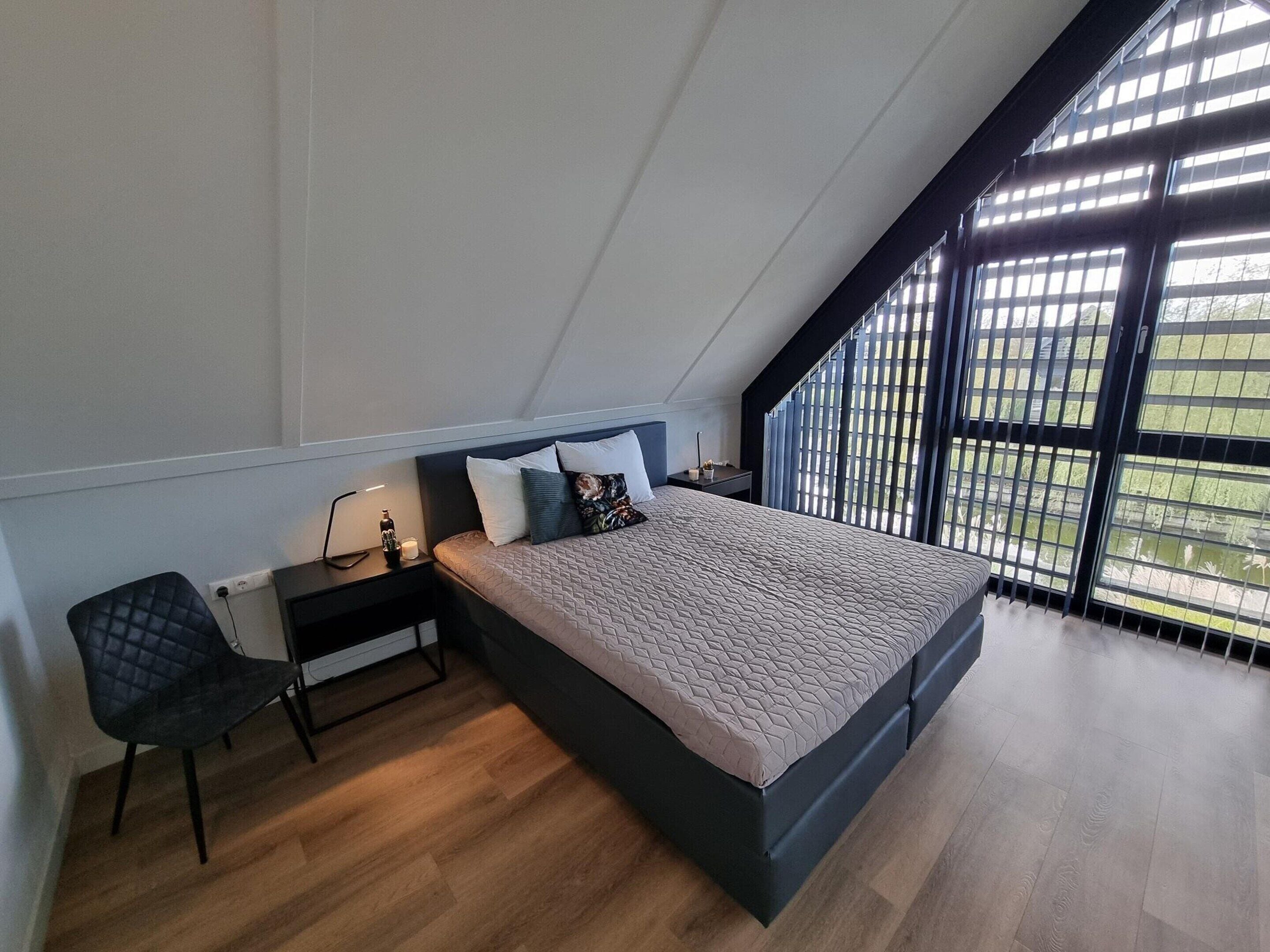 Casa Romantica, 4 camere da letto | 58 camere, con arredamento individuale, lenzuola