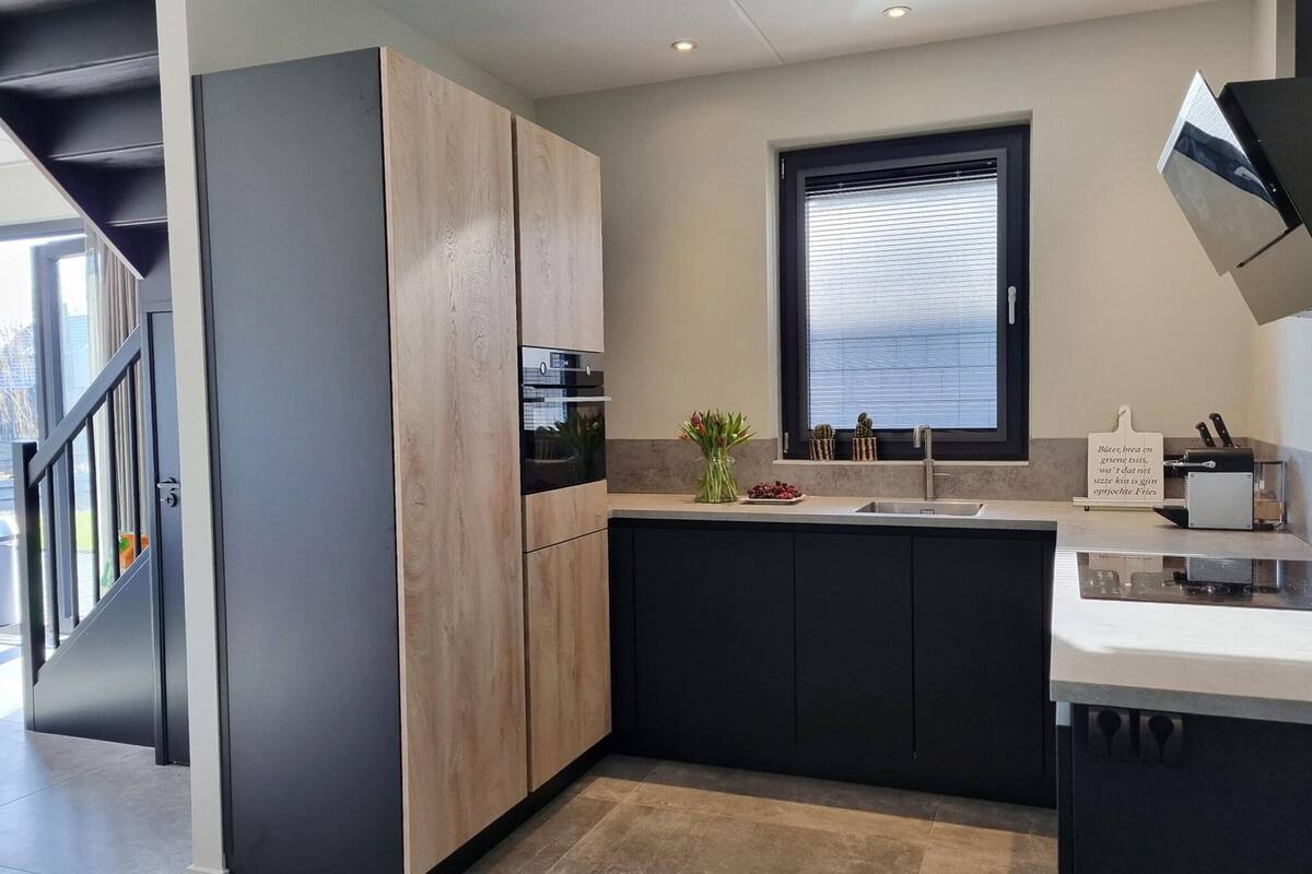 Casa Elite, 4 habitaciones | Cocina privada | Refrigerador, horno, lavavajillas y cafetera y tetera