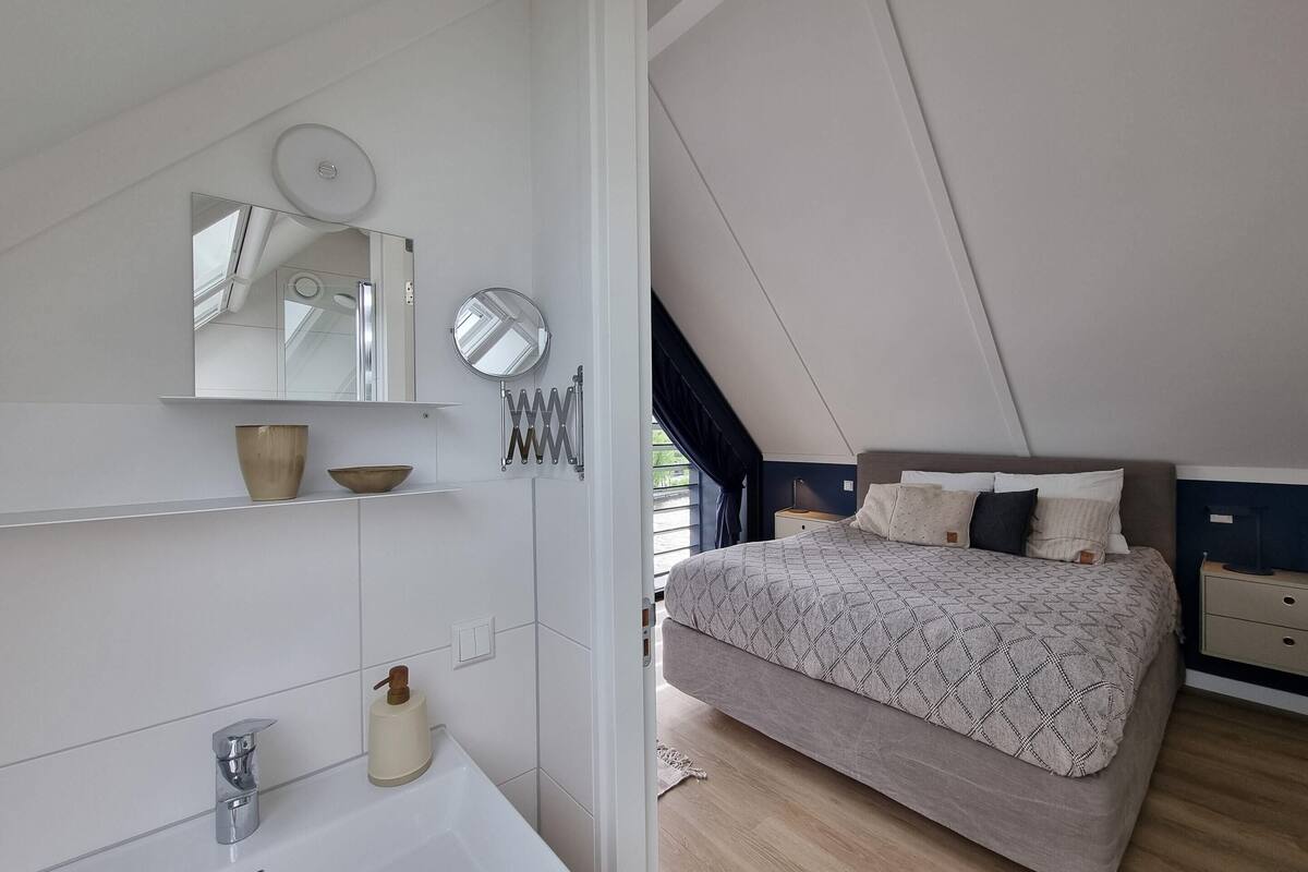 4 chambres, ameublement personnalisé, draps fournis