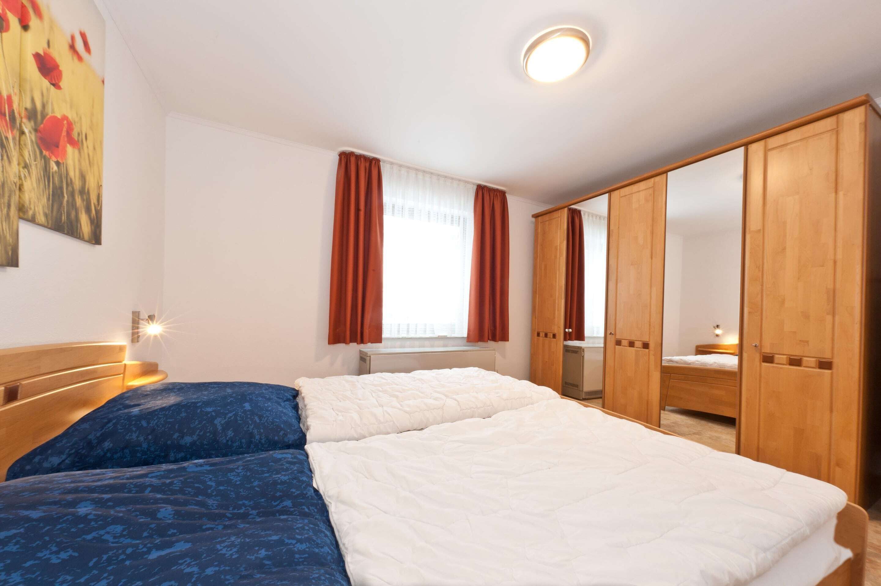 20 chambres, ameublement personnalisé, draps fournis