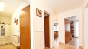Ảnh chưa phân loại, 3 trong số 168  ảnh, nút