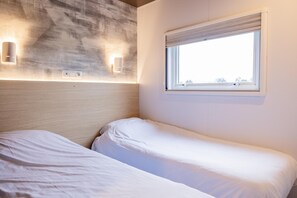 Chalet Deluxe, 2 habitaciones | 16 habitaciones, muebles diferentes y ropa de cama 
