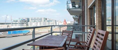 Tempat makan outdoor