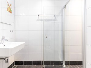Klassiek huis, 3 slaapkamers | Badkamer | Een douche