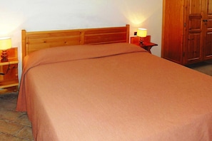 2 bedrooms, individually furnished