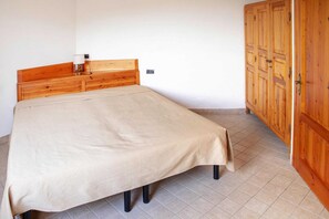 2 bedrooms, individually furnished