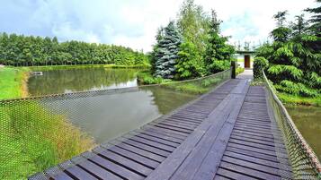 Comfort House, 3 Bedrooms | Property grounds