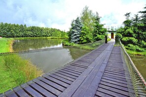 Comfort House, 3 Bedrooms | Property grounds - Holiday Home on the Island, Niezyn (gmina Siemysl)