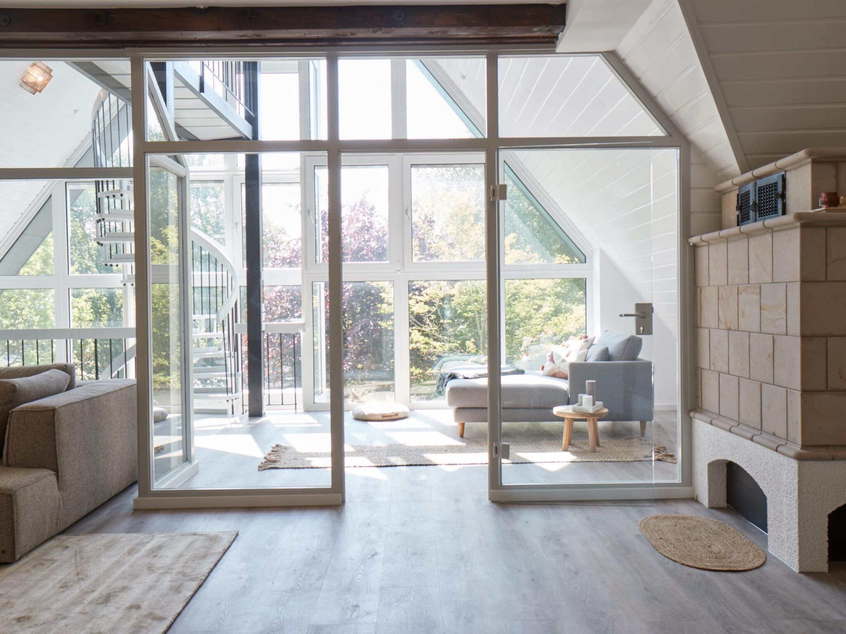 Casa Confort, 5 habitaciones | Sala de estar | Una chimenea