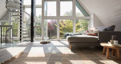 Cottage With a Fireplace Just 10 Minutes From the Beach