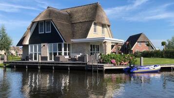 Classic Villa, 4 Bedrooms | Exterior