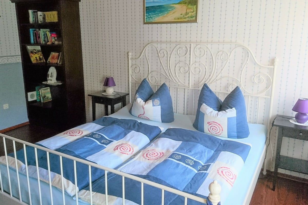 Comfort Apartment, 2 Bedrooms | 14 bedrooms, individually furnished, bed sheets