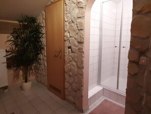 Classic Apartment, 1 Bedroom | Spa treatment