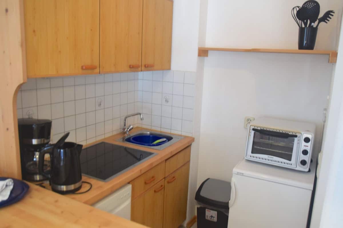 Comfort-huoneisto, 2 makuuhuonetta | Yksityinen keittiö | JÀÀkaappi, uuni, astianpesukone, kahvin-/teenkeitin