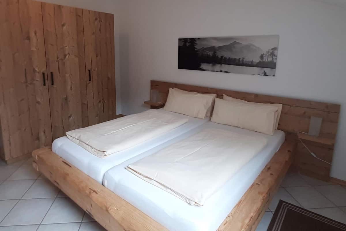 Premium Apartment, 2 Bedrooms | 25 bedrooms, individually furnished, bed sheets