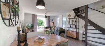 บ้านพักตากอากาศสวยพร้อมเครื่องซักผ้าในสวนสาธารณะสำหรับวันหยุด 200 เมตรจากชายหาด