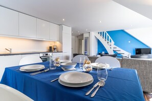 Comfort Apartment, 2 Bedrooms | Dining