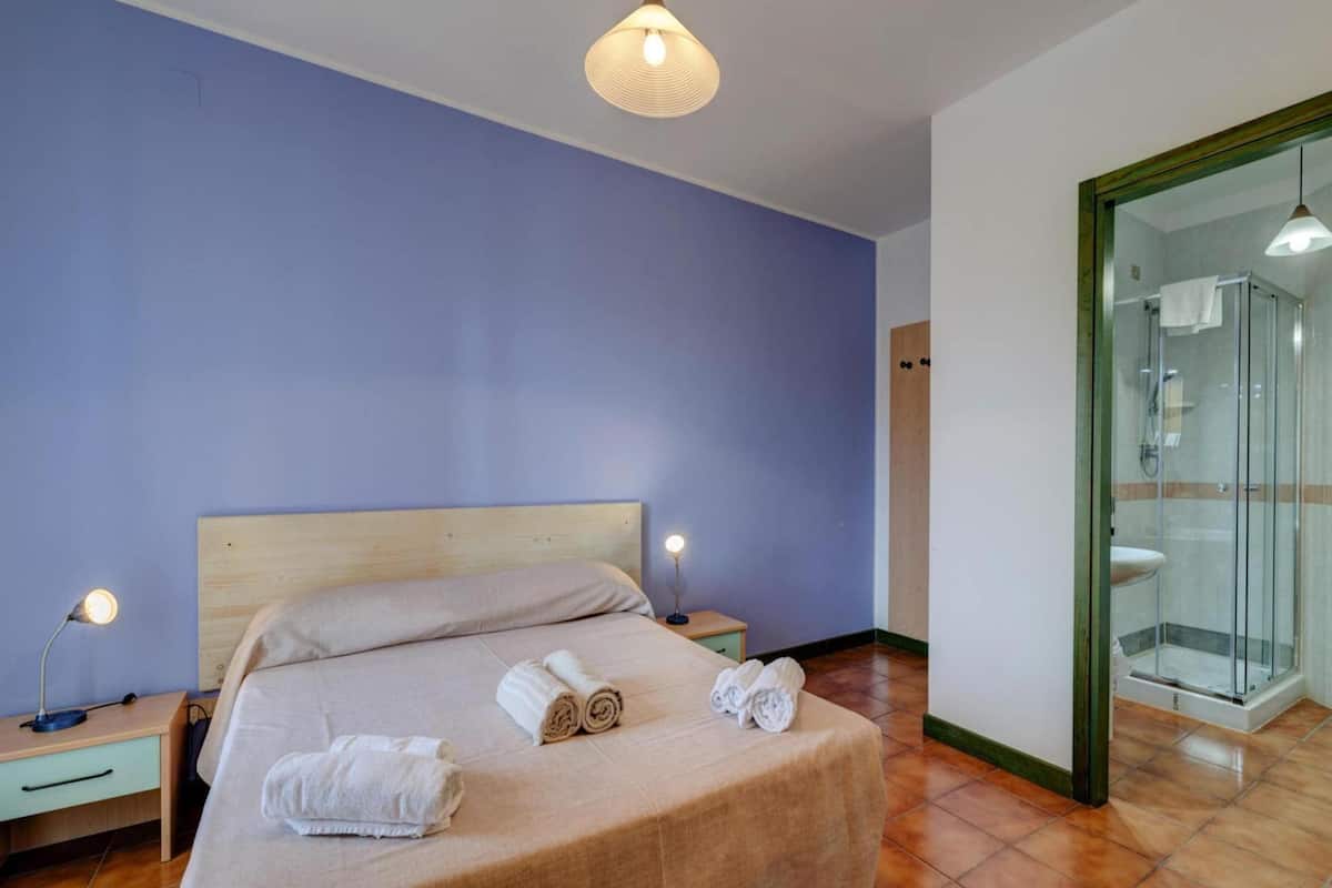 Comfort Apartment, 1 Bedroom | 4 bedrooms, individually furnished, bed sheets