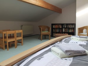 13 bedrooms, bed sheets