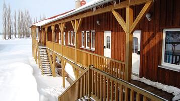 Classic Apartment, 4 Bedrooms | Exterior